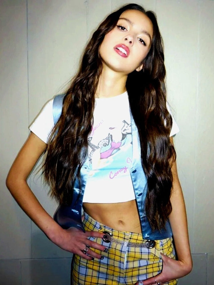 Olivia Rodrigo 8.5 x 11 Color Photograph Art Print Photo Collectibles:Photographic Images:Photographs Style Your Walls